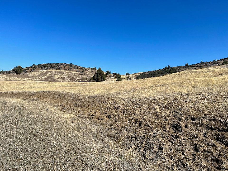 Dennis Pl UNIT 2, Hornbrook, CA 96044 MLS 20221229 Zillow