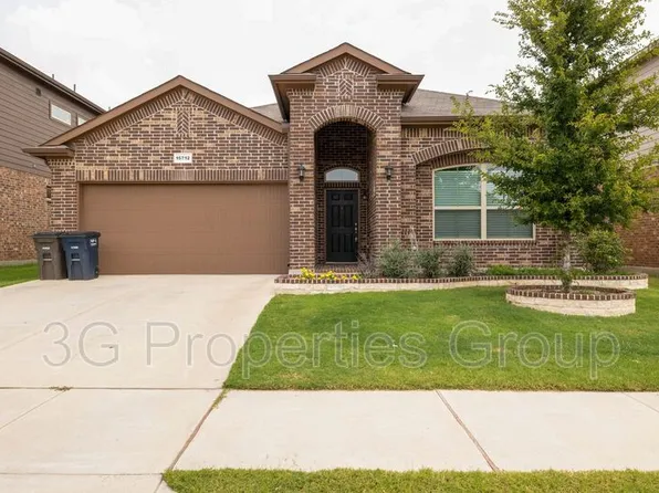 15712 Buffalo Nickel Dr, Fort Worth, TX 76177