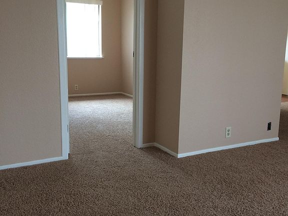 2nd image of 1412 Opal Ave