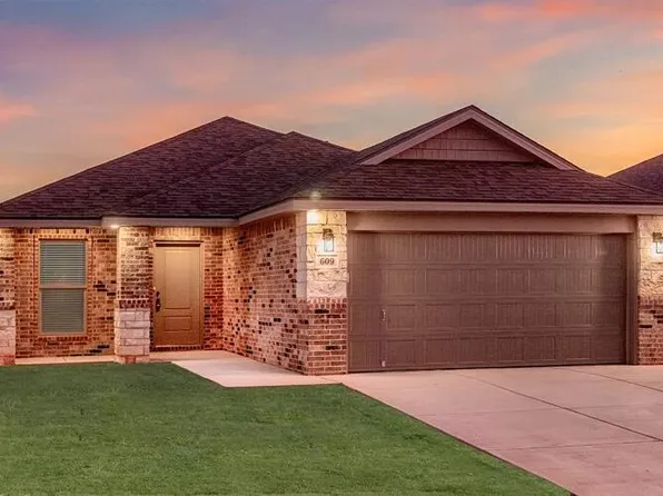 2405 Helena Ave, Lubbock, TX 79407