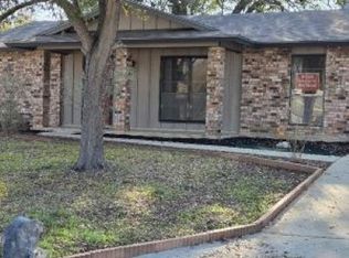 12001 Longacre St, Live Oak, TX 78233