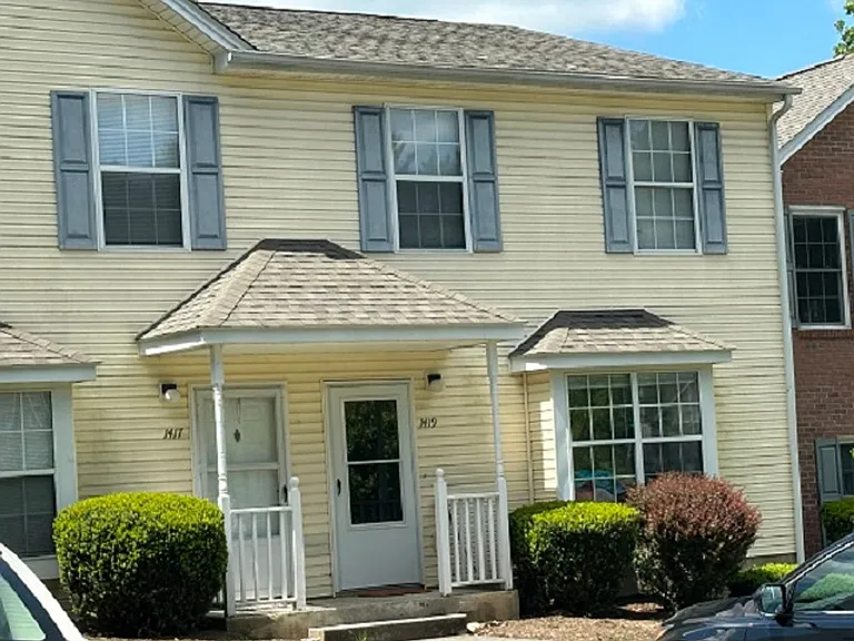 1419 Jennifer Dr — Photo 2