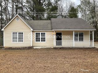4376 Mitchell Hill Dr, Acworth, GA 30101