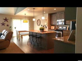 1086 E 230 S, Santaquin, UT 84655