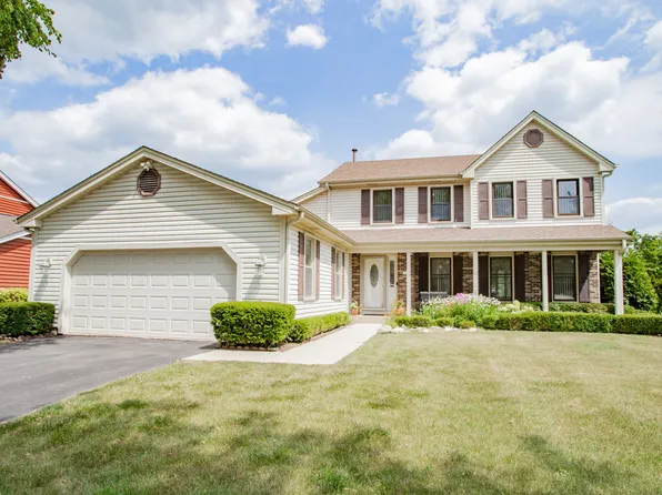 358 E Beech Dr, Schaumburg, IL 60193