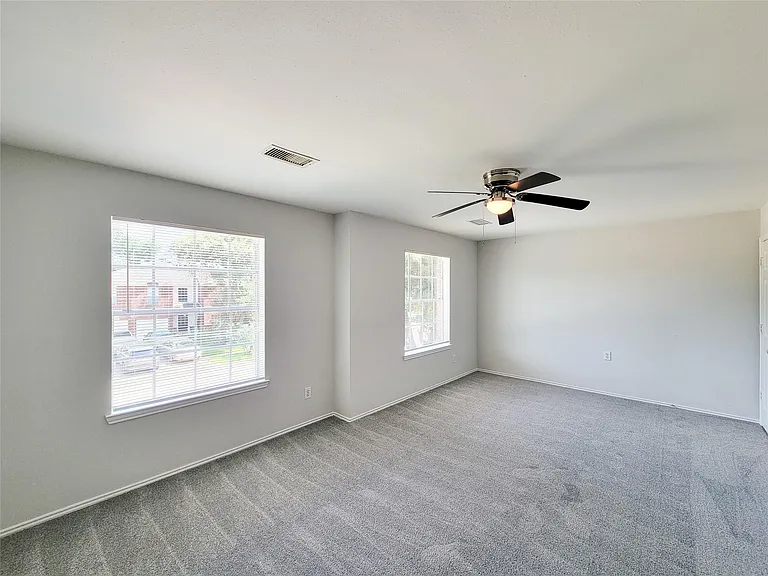 19726 Lindenfield Ct — Photo 42