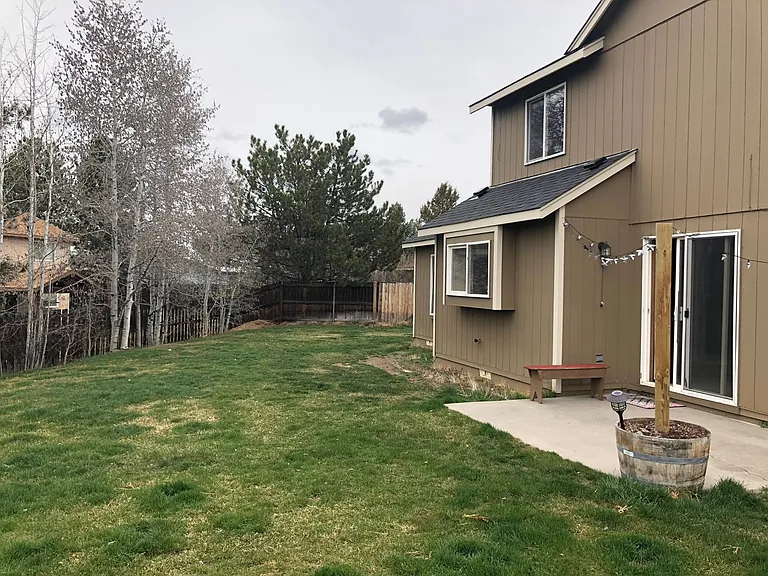 3109 NE Cromwell Ct — Photo 20