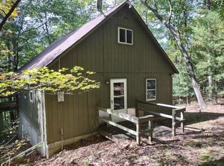 6966 Shirleys Knob Rd, Cassville, PA 16623