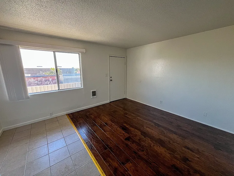3201 Adeline St #7