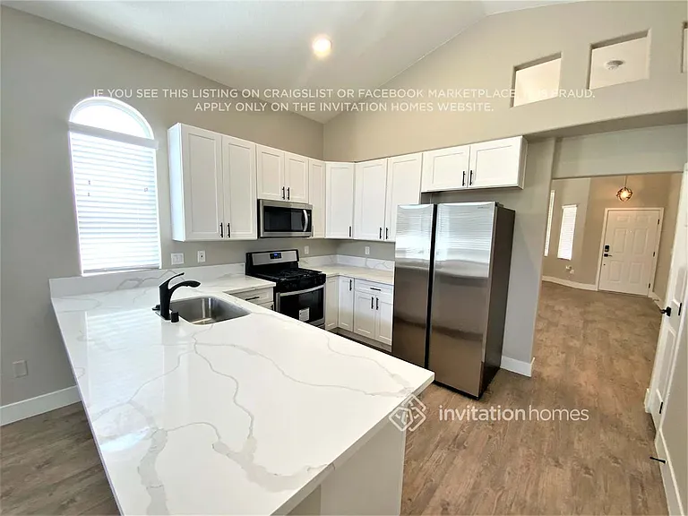 9578 Lavarun Ct — Photo 5