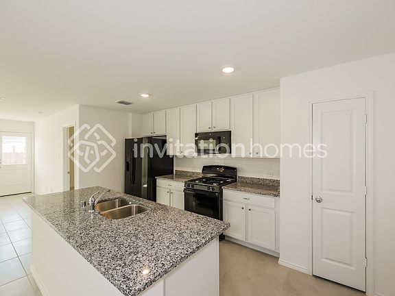 5th image of 2405 Ava Dr