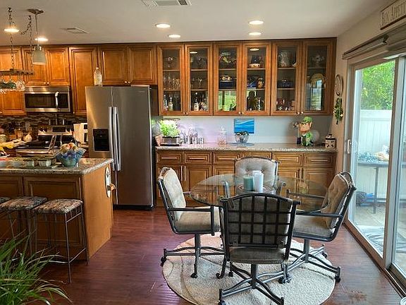 4th image of 308 Volney Ln