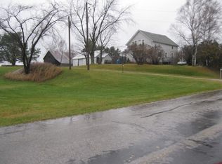 15624 Saxonburg Rd, Mishicot, WI 54228