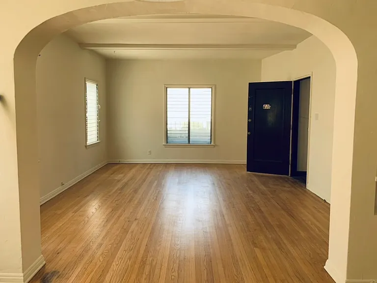 418 N Gardner St #418 — Photo 11