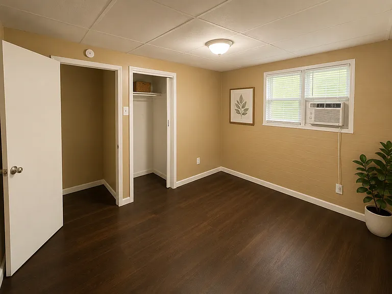 3585 Napier Ave — Photo 10