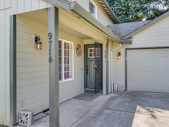 3rd image of 9714 NE 61st Ct