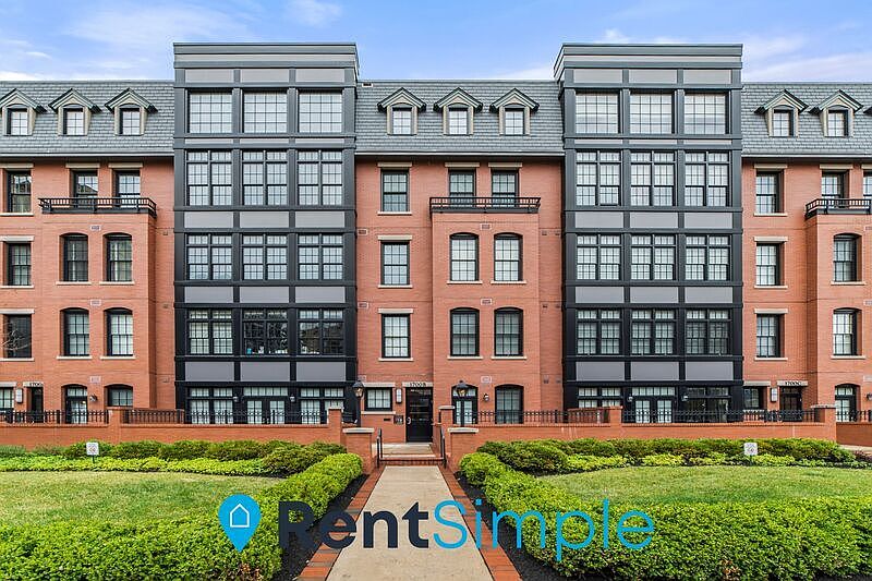 1st image of 1700 Clarendon Blvd #125-B