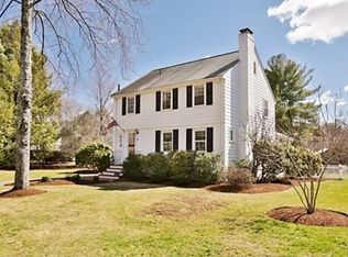 18 Roberts Rd, Wellesley, MA 02481