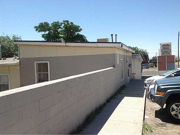 2nd image of 3828 N Piedras St