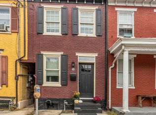 148 S Pitt St, Carlisle, PA 17013