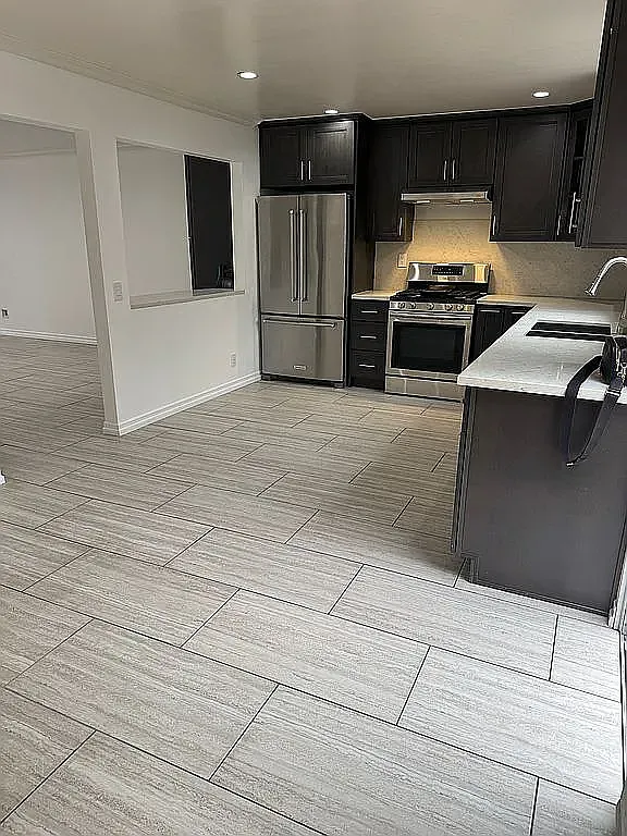 3 bed, 1.5 bath, 1269 sqft, $3,850 — Photo 3