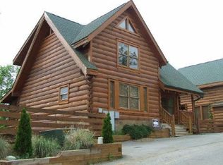628 Stockton Dr, Pigeon Forge, TN 37876