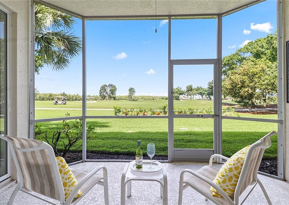 Home For Sale In Lely Resort