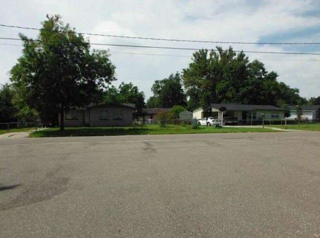 2nd image of 271 Beall Ct