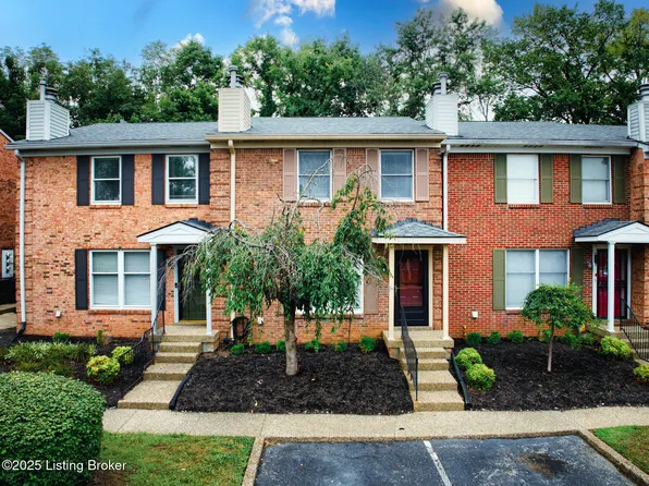 150 Gardiner Lake Rd, Louisville, KY 40205