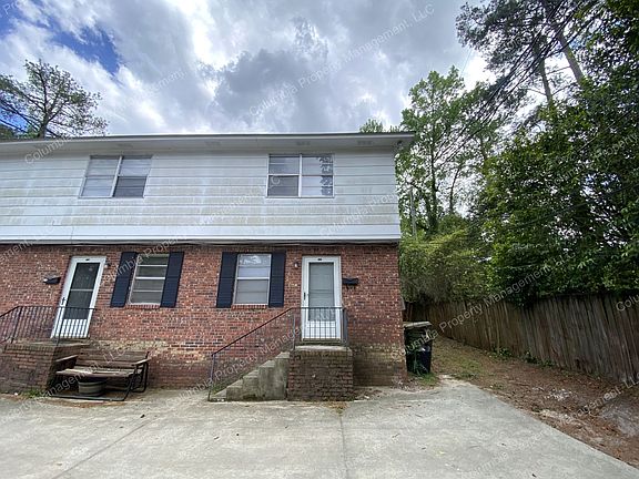 2nd image of 713 Deerwood St