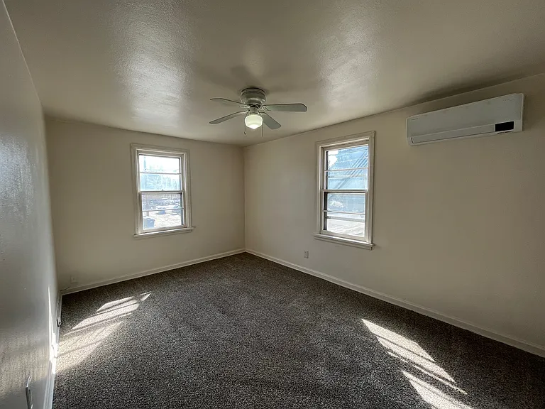 Rossi St - 1606 — Photo 8