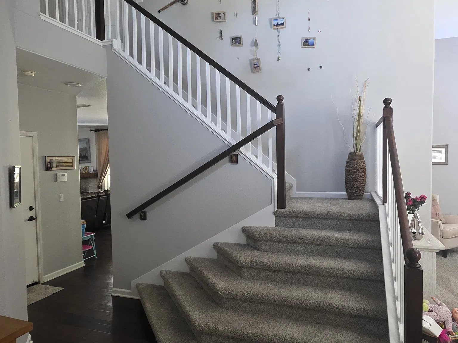 4 bed, 2.5 bath, 1938 sqft, $3,500 — Photo 2