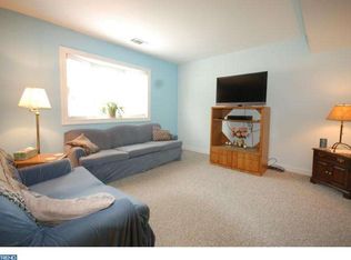 3 Glen Ridge Dr, Downingtown, PA 19335