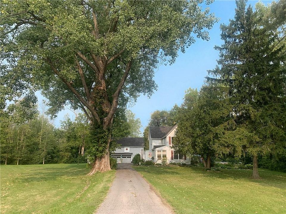 1st image of 648 Van Buren St