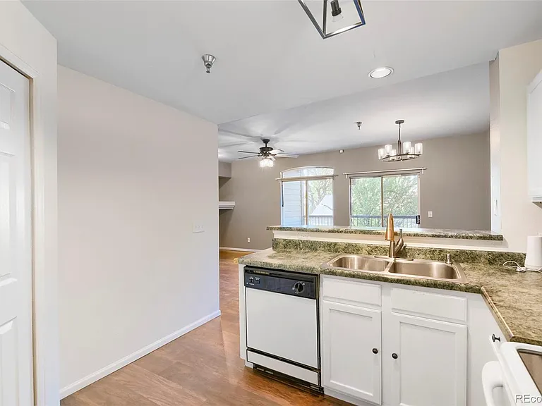 2575 S Syracuse Way #H104 — Photo 10