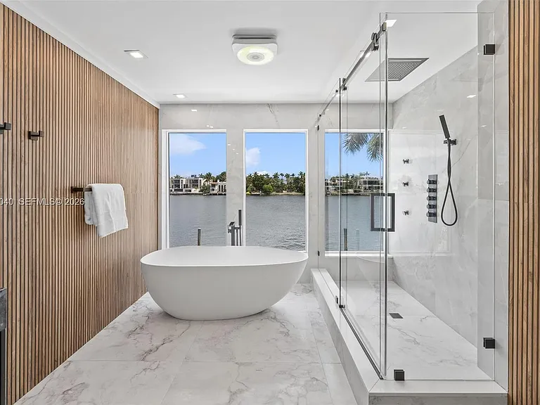 257 N Coconut Ln — Photo 22