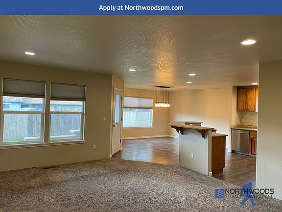 5th image of 2632 Brookdale Dr