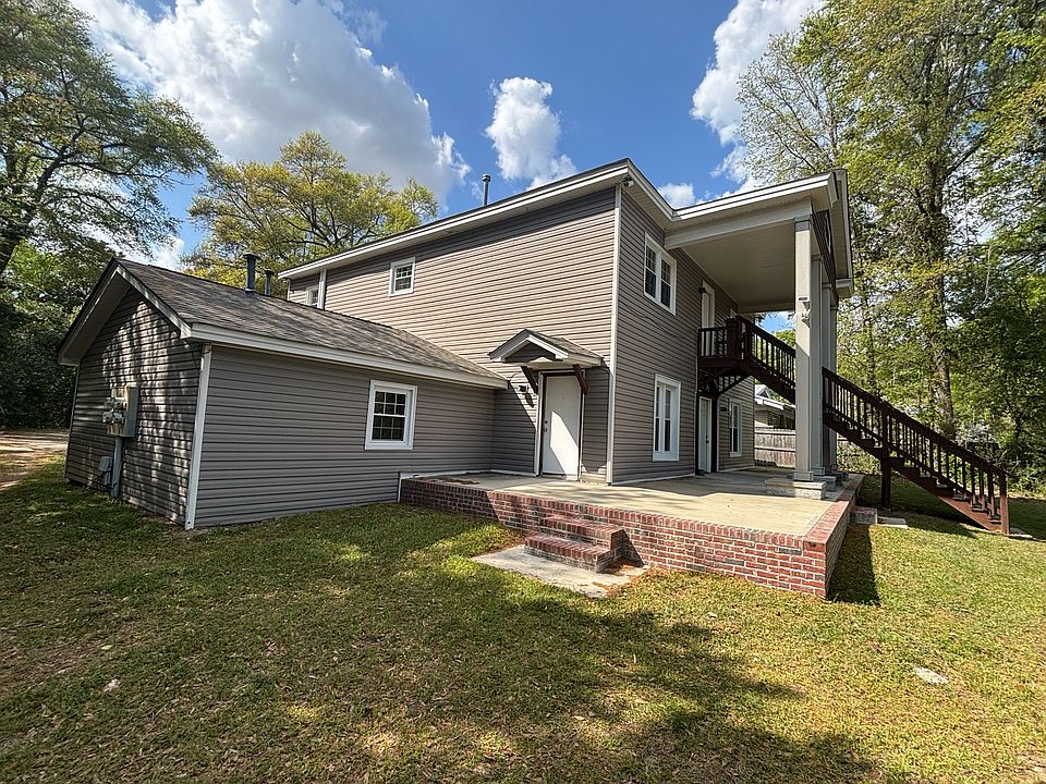 Unit can be entered through the back or side.