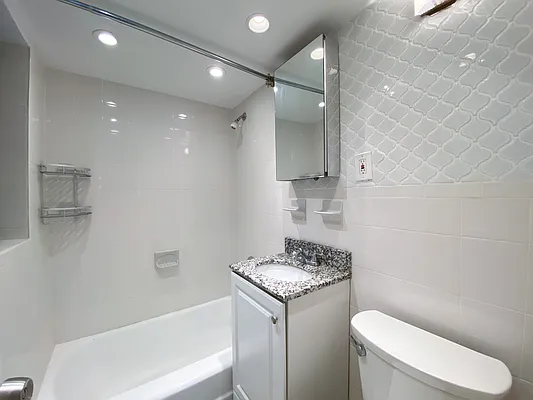 Rented by MAPT Residential LLC | media 3