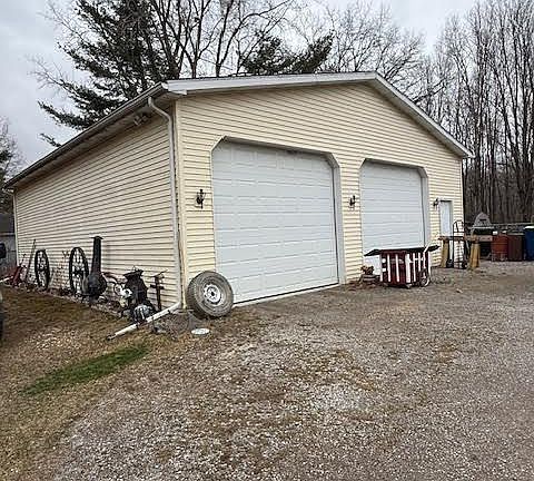 3rd image of 7813 Rookway Rd