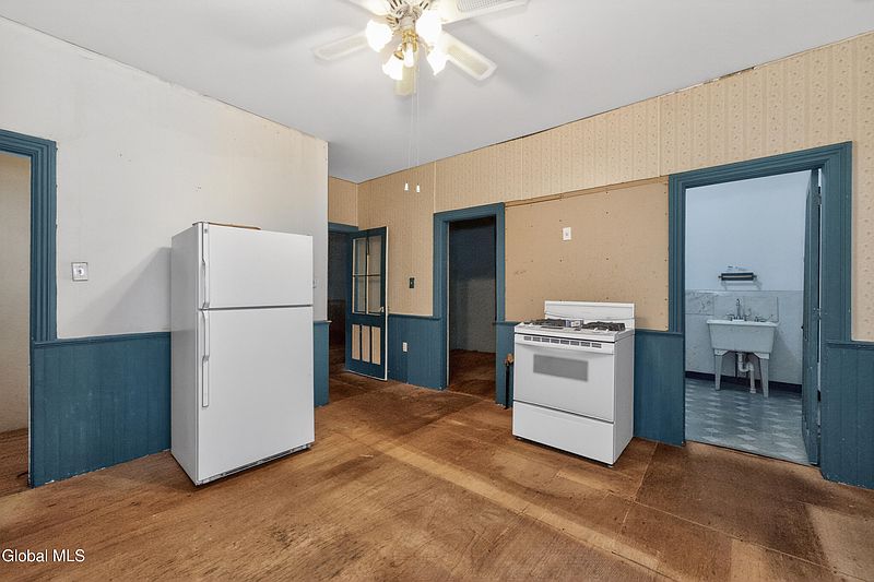 5th image of 33 Egbert Street