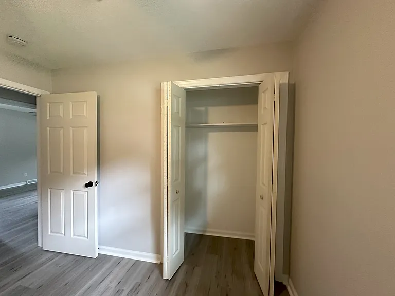 592 Arlington Rd — Photo 14