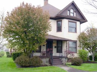 322 N Lake St, Warsaw, IN 46580