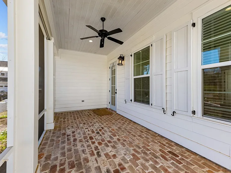 465 Karcher Ave — Photo 45