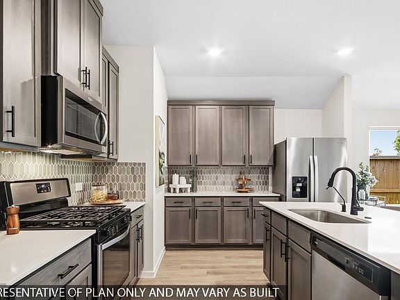 4th image of 40626 Balsam Run Ln