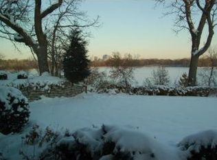 2016 Cedar Lake Pkwy, Minneapolis, MN 55416