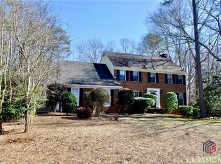 352 Chesterfield Rd, Bogart, GA 30622