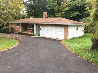 105 Huntshill Rd, Syracuse, NY 13209