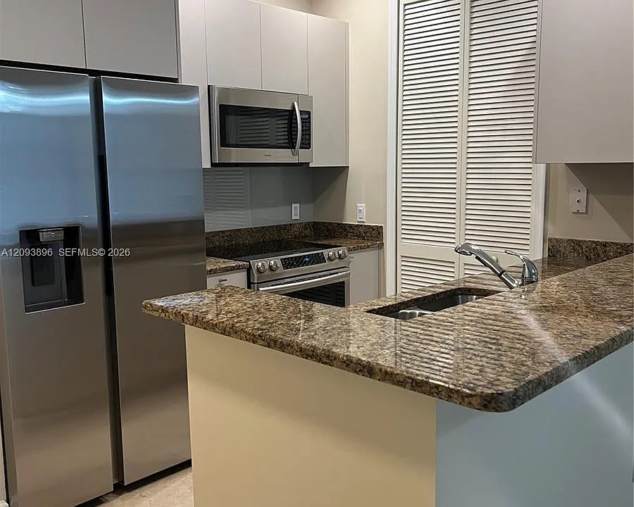 100 Andalusia Ave #Penthouse 8