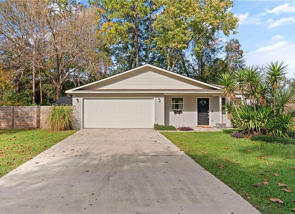 1st image of 145 Royal Cir
